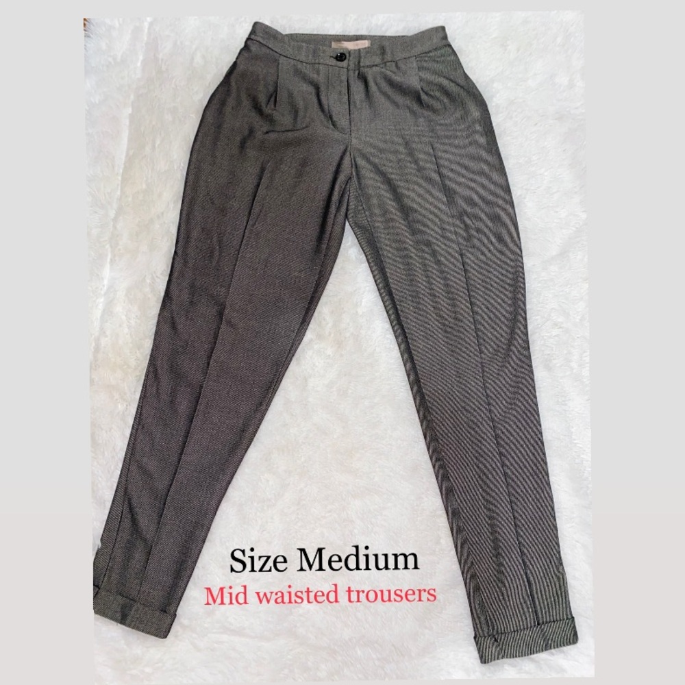 Patterned mid rise trousers